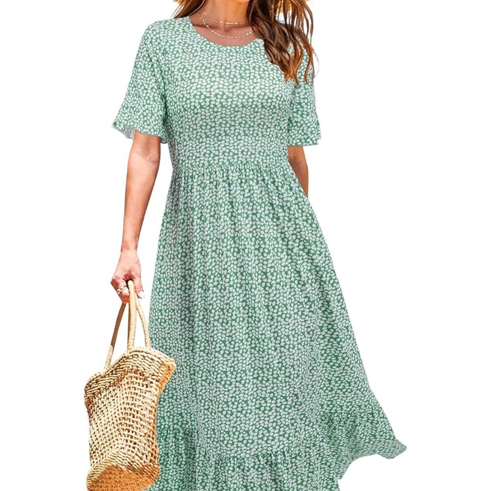 Green Floral Maxi Dress with Short Sleeves